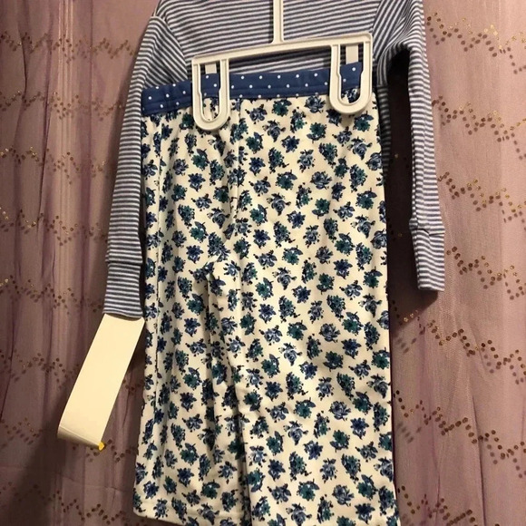 ***NWT***Carter’s two-piece matching set - Picture 5 of 5
